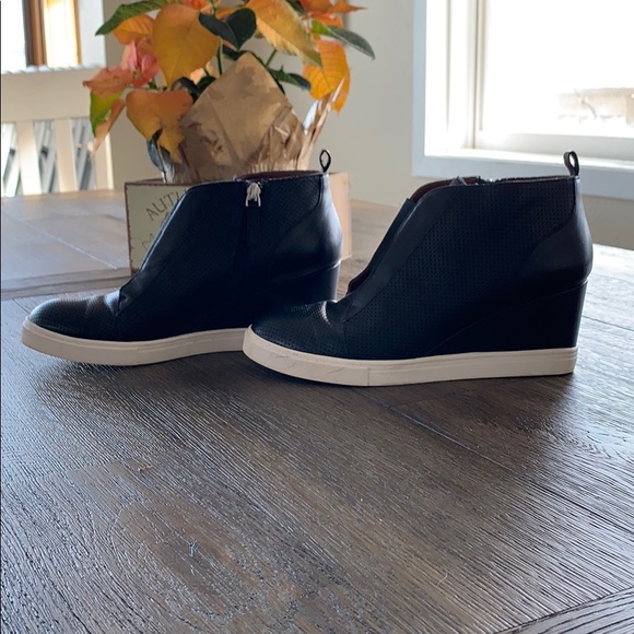 EUC Linea Paola “Anna” Wedge Sneakers - Picture 2 of 6